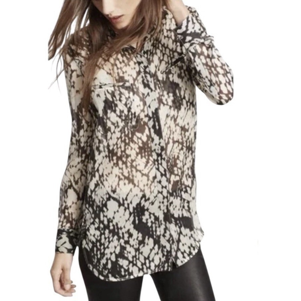 Vince 100% Silk Top‎ Women's Size 4 Long Sleeve Button Down Elegant Career Sheer